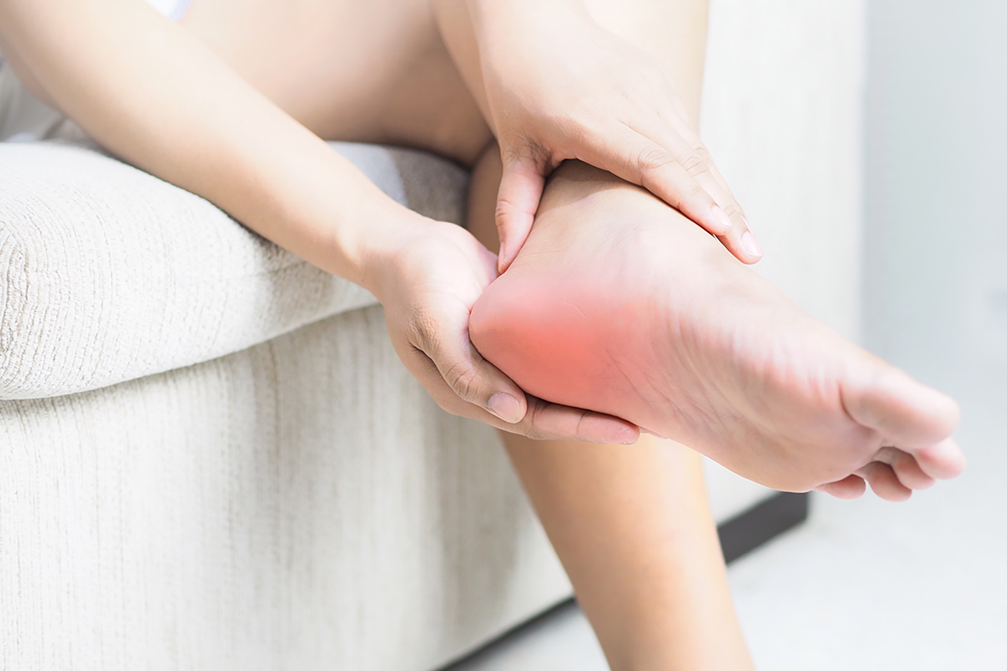 Foot pain: When to have surgery? | Joint-surgeon.com